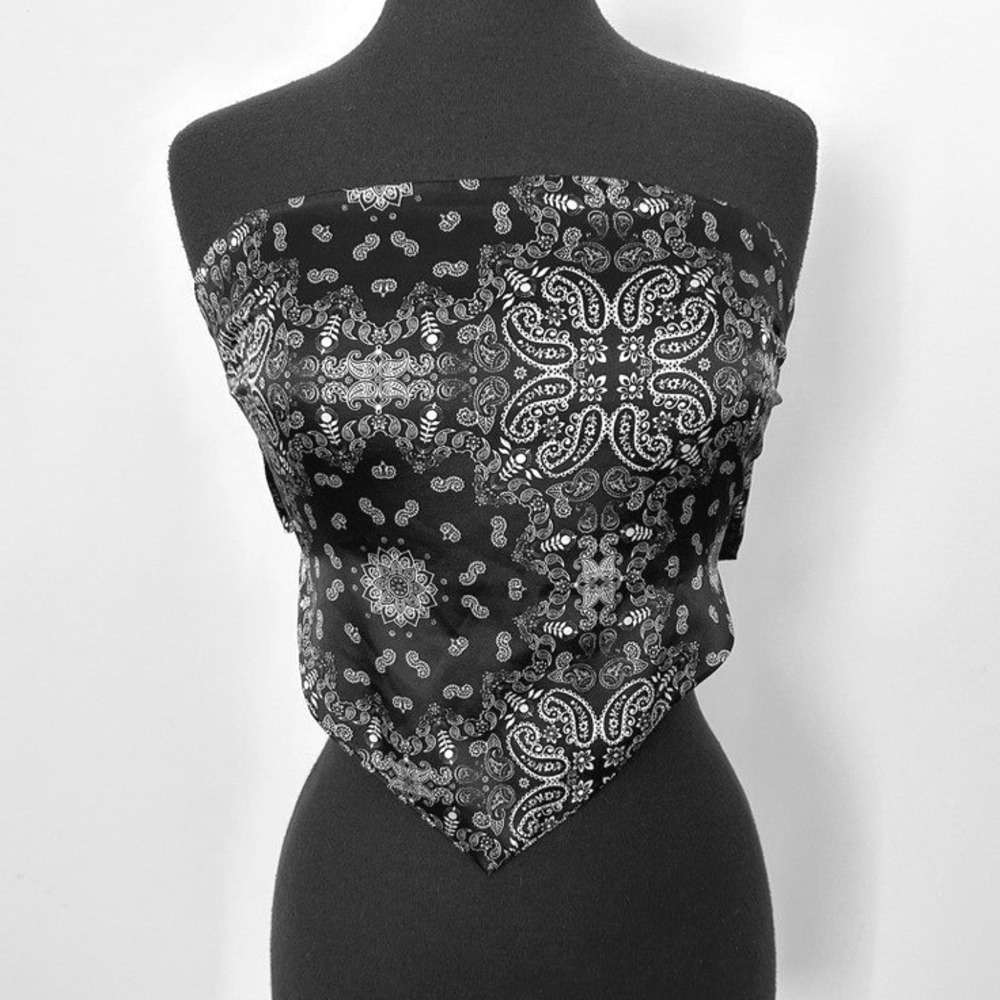 Justify Scarf Tube Top Women Medium Black White Paisley Bandana Festival Western